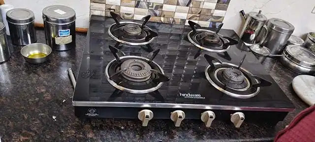 5 star review for built in hob gas leakage repair service in Gurugram